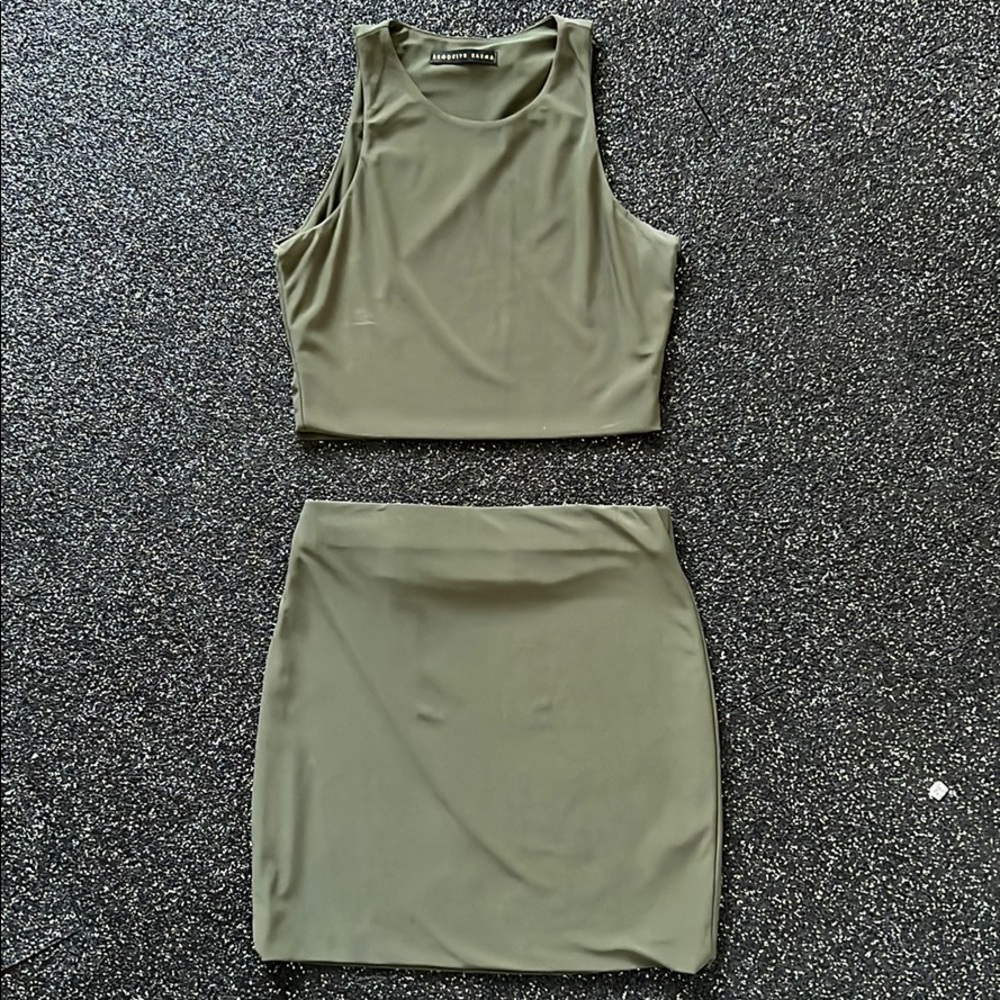 Mini set - Picture 2 of 2